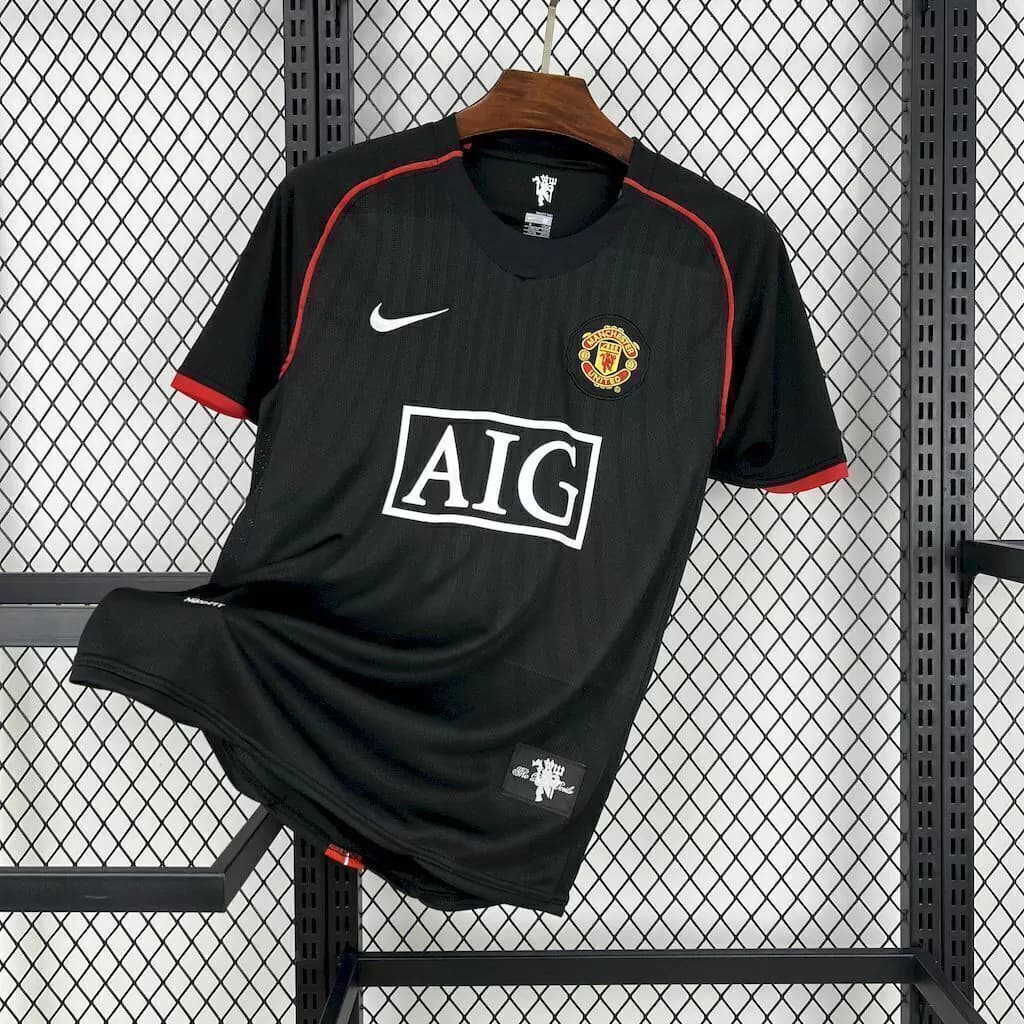 Manchester United Masculino 07/08 Retro - Torcedor — imagem 2
