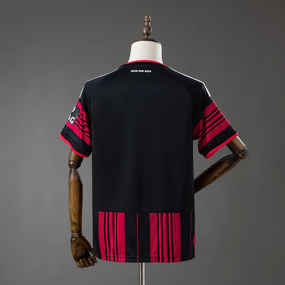 Eintracht Frankfurt Masculino 26/27 Home I - Torcedor — imagem 2
