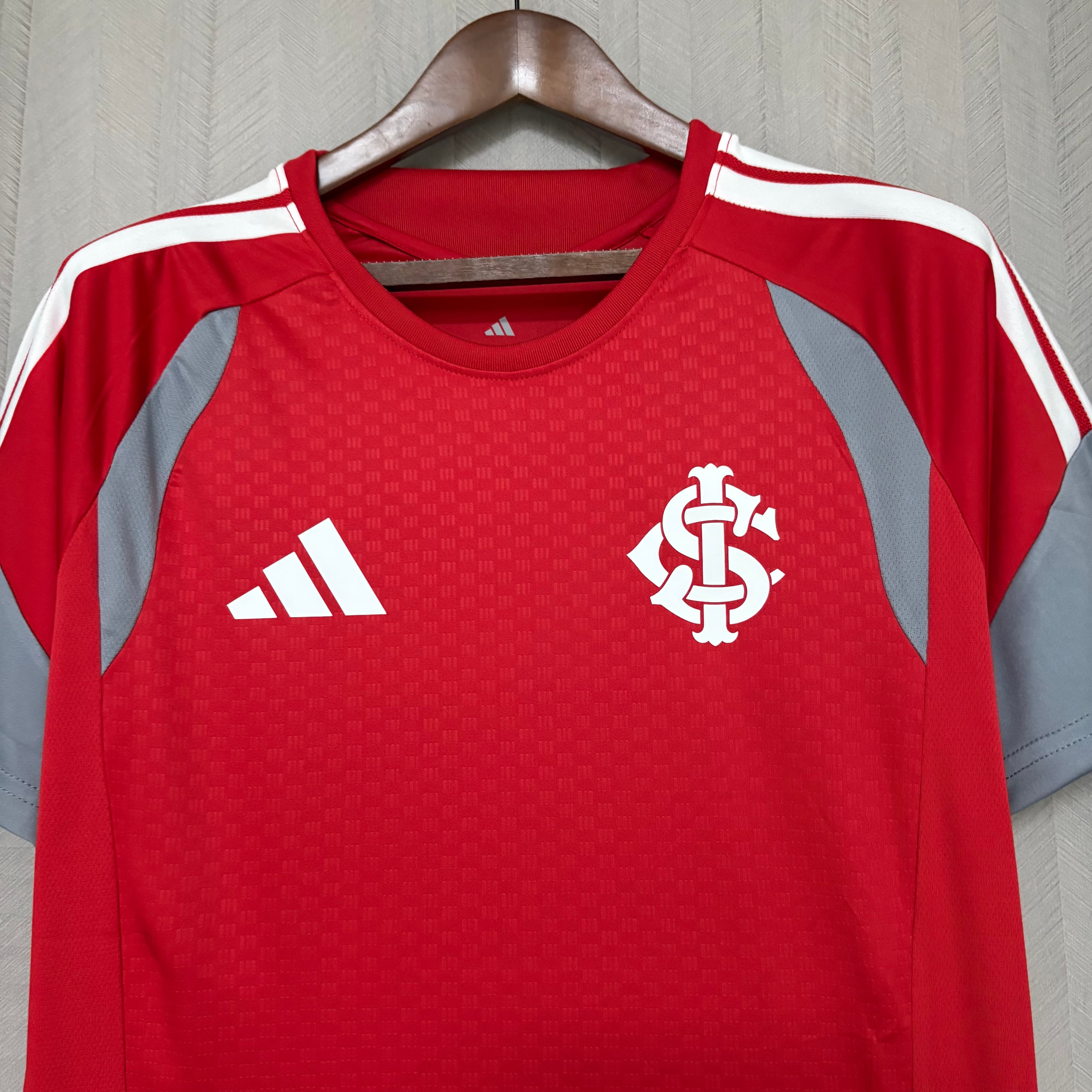 Internacional Masculino 26/27 Treino Vermelho - Torcedor — imagem 4
