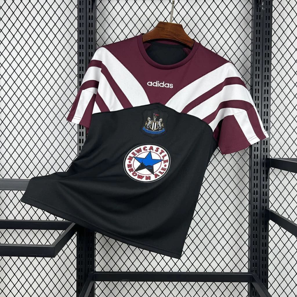 Newcastle Masculino 95/96 Retro - Torcedor — imagem 1