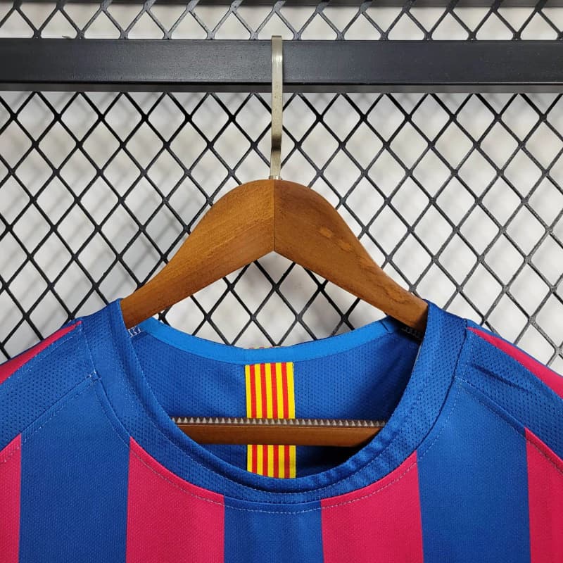 Barcelona Masculino 05/06 Retro - Torcedor — imagem 3